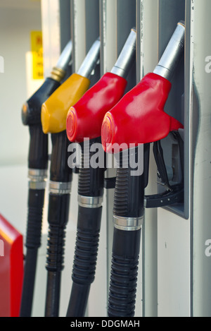 Pumpenstutzen an der Tankstelle Pumpe. Stockfoto