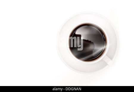 Weiße Tasse Kaffee auf einem weißen Hintergrund isoliert. Stockfoto