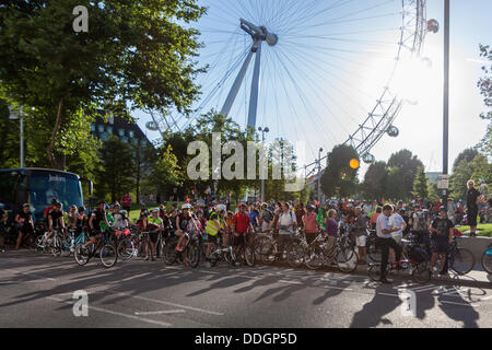 London, UK. 02. September 2013. Raum für Rad Fahrt, London, 2. September 2013 Credit: Zefrog/Alamy Live News Stockfoto