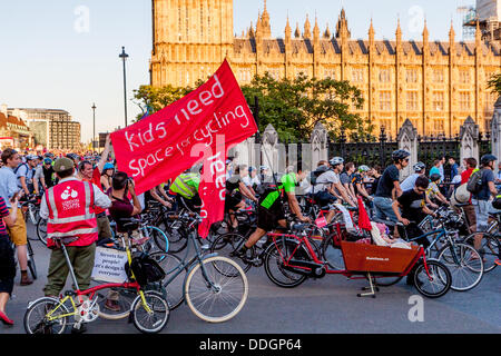 London, UK. 02. September 2013. Raum für Rad Fahrt, London, 2. September 2013 Credit: Zefrog/Alamy Live News Stockfoto