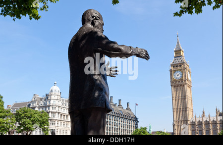 Statue von Nelson Mandela Parliament Square-London-UK Stockfoto