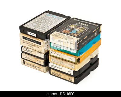 Sammlung von Vintage 8-Spur-Stereo-Musik-Kassetten aus den 1970er Jahren Stockfoto