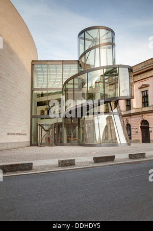 Moderne Eingang Deutsches Historisches Museum, Berlin, Deutschland Stockfoto