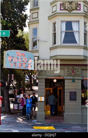 Ein Blick auf das historische Buena Vista Café in San Francisco Stockfoto