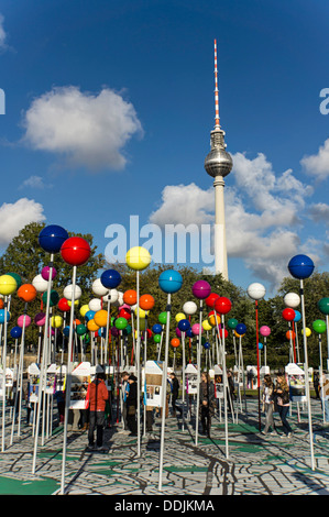 775 Jahre Berlin, Stadt der Vielfalt, Open Air Exibition, begehbare Stadtplan Berlin Mitte, Deutschland Stockfoto