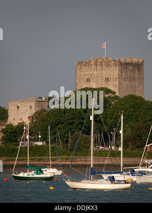 Portchester Castle Hampshire England UK Stockfoto