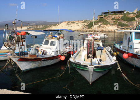 Hafen von zypriotischen Angelboote/Fischerboote, Agios Georgios, Zypern, Europa Stockfoto