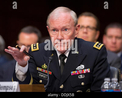 Washington DC, USA. 03rd September 2013. Der Vorsitzende der Joint Chiefs Of Staff General Martin E. Dempsey, United States Army, erscheint vor den US Senate Foreign Relations Committee auf "Autorisierung von der Gewalt in Syrien" bezeugen. © Dpa picture-Alliance/Alamy Live News Stockfoto