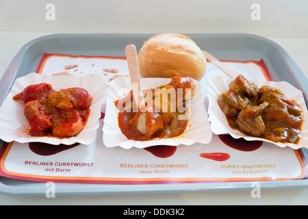 Probe-Verkostung Menü Mittagessen im Currywurst Museum in Berlin Deutschland Stockfoto