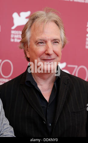 ALAN RICKMAN UNE PROMESSE PHOTOCALL 70. Venedig FILM FESTIVAL LIDO Venedig Italien 4. September 2013 Stockfoto