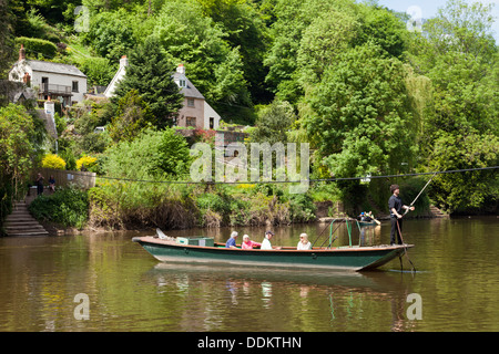 Die Hand zog Kabel Fähre über den Fluss Wye bei Symonds Yat, Herefordshire UK Stockfoto