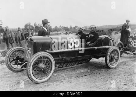 Antonio Ascari in einem Alfa Romeo, Targa Florio, Sizilien, 1922. Artist: Unbekannt Stockfoto