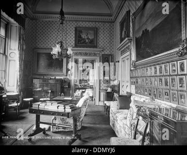 Der Prinzgemahl Ankleidezimmer, Buckingham Palace, London, c1870-1900. Künstler: York & Sohn Stockfoto