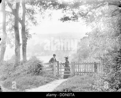 St Lawrence Kirche, Mickleton, Gloucestershire, c1860-c1922. Künstler: Henry Verspottung Stockfoto