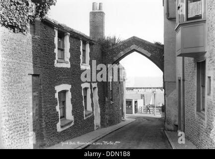 York Gate, Hafen Straße, Broadstairs, Kent, 1890-1910. Artist: Unbekannt Stockfoto