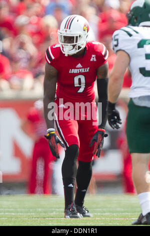 1. September 2013 - Louisville, Kentucky, USA - Louisville Cardinals Wide Receiver DeVante Parker #9 reiht während der NCAA Football-Spiel zwischen den Ohio Bobcats und die Louisville Cardinals im Papa John Cardinal Stadium. Louisville schlagen Ohio 49-7. Stockfoto