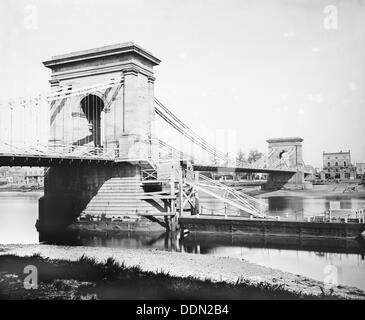 Hammersmith Bridge, Hammersmith, London, c1860-1883. Künstler: Henry Verspottung Stockfoto