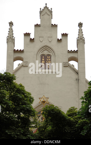 Die Pseudo gotische Gestaltung der Maisel-Synagoge im Stadtteil Josefov jüdischen Viertel Prag Tschechische Stockfoto