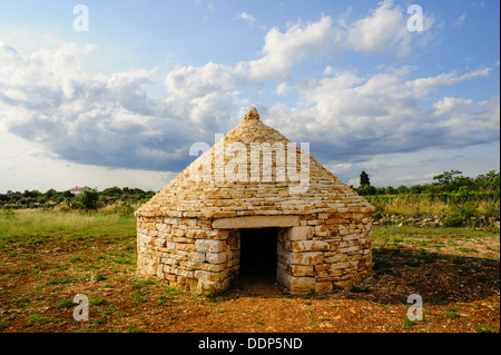 Traditionellen Steinhütte in Vodnjan, Istrien, Kroatien Stockfoto, Bild