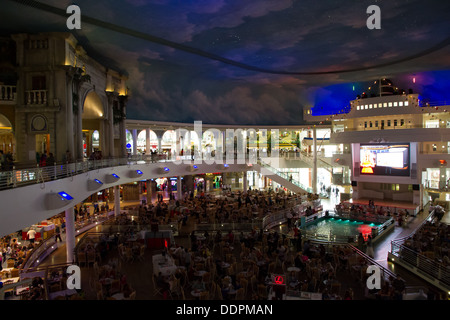 Der Orient Food Court in Intu Trafford Centre, Manchester, England. Stockfoto