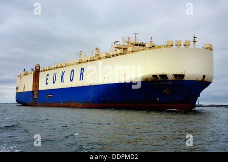 Roll-on / ROLL-OFF CARRIER, Wallenius Lines Tochtergesellschaft Autotransporter liefern asiatische Kaiser der EUKOR Car Carriers Singapore Pte Ltd Stockfoto