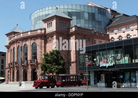 Das Staatstheater (Mainzer Staatstheater) in Mainz, Deutschland. Stockfoto