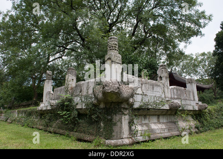 Ming-Gräber, Nanjing, China. Terrasse unter der Xiaoling-Halle. Stockfoto