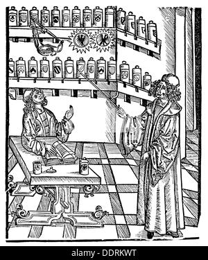 Medizin, Apotheke, Apotheke, Apotheker mit Stick auf Gefäße mit pharmazeutischen Zutaten, Holzschnitt, aus: Hieronymus Brunschwig (um 1450 - um 1512), 'das buoch der rechten kunst zu destillien', Druck: Johann Grüninger, Straßburg, 1512, Additional-Rights-Clearences-not available Stockfoto