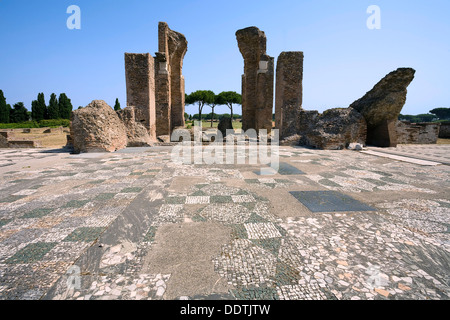 Die Bäder von Marina Gate, Ostia Antica, Italien. Künstler: Samuel Magál Stockfoto