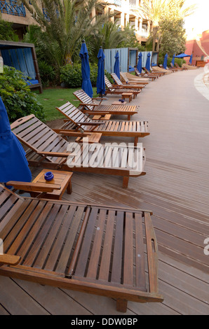 Sonnenliegen Le Medina Essaouira Hotel Thalassa Sea & Spa MGallery Collection, Marokko Stockfoto