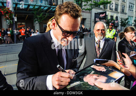 Toronto, Kanada. 06. September 2013. Michael Fassbender kommt bei TIFF der Princess of Wales Theatre in Toronto, Kanada im 6. September 2013 für die Premiere von 12 Jahren ein Sklave. Bildnachweis: Victor Biro/Alamy Live-Nachrichten Stockfoto