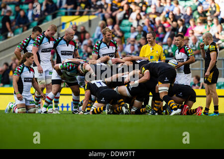 London, UK. 07. Sep, 2013. Aktion aus London Wasps Vs Harlequins in der Aviva Premiership London Doppel-Header Match gespielt im Twickenham Stadium, London. Bildnachweis: Graham Wilson/Alamy Live-Nachrichten Stockfoto