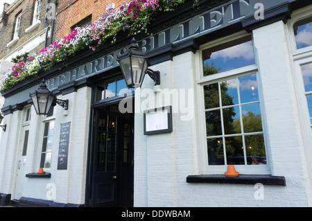 Der Hase & Billet Pub in Blackheath, London. Stockfoto