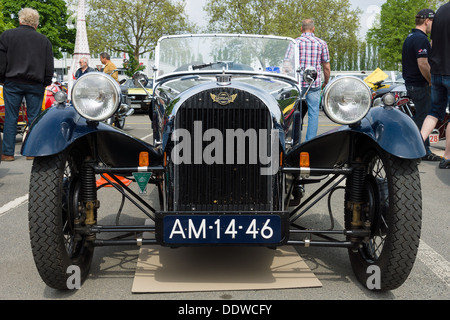 BERLIN - Mai 11: Auto Morgan, F-Serie Dreirädern, 26. Oldtimer-Tage Berlin-Brandenburg, 11. Mai 2013 Berlin, Deutschland Stockfoto