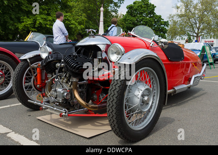 BERLIN - Mai 11: Auto Morgan, V-Twin Dreirädern, 26. Oldtimer-Tage Berlin-Brandenburg, 11. Mai 2013 Berlin, Deutschland Stockfoto