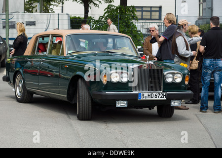 Britische Luxus-Auto Rolls-Royce Silver Shadow II Stockfoto