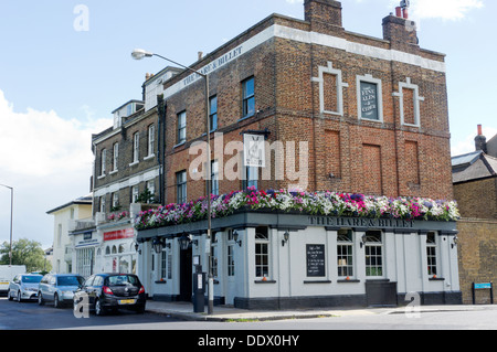 Der Hase & Billet Pub in Blackheath, London. Stockfoto