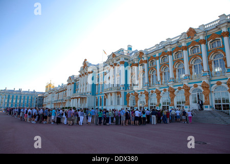 Der Katharinenpalast, ein Rokoko-Schloss befindet sich in der Stadt von Tsarskoye Selo (Puschkin), St Petersburg, Russland Stockfoto