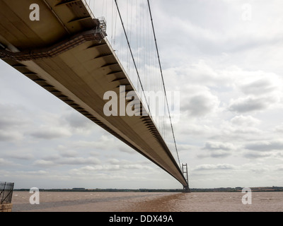 Humber Brücke aus Hessle am Nordufer Stockfoto