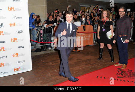 Toronto, Ontario, Kanada. 7. September 2013. DANIEL RADCLIFFE kommt bei der Premiere von "The F-Word" am Tag 3 des dem Toronto International Film Festival an der Ryerson Theatre am Samstag, 7. September 2013, in Toronto. © Igor Vidyashev/ZUMAPRESS.com/Alamy Live-Nachrichten Stockfoto