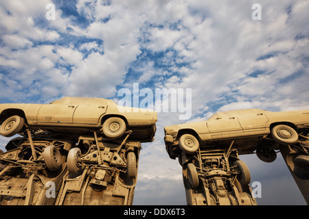 Autos, Stonehenge in England zu replizieren angeordnet heißt Carhenge, Allianz, Nebraska Stockfoto