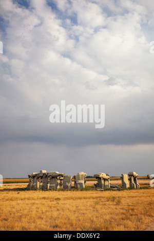 Autos, Stonehenge in England zu replizieren angeordnet heißt Carhenge, Allianz, Nebraska Stockfoto