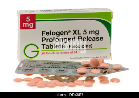 Paket von Felogen XL 5mp (Felodipin) zur Behandlung von Bluthochdruck und Angina pectoris Stockfoto
