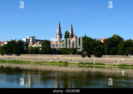 Szeged südlichen-Ungarn Europa Theiß und Votivkirche Türme Stockfoto