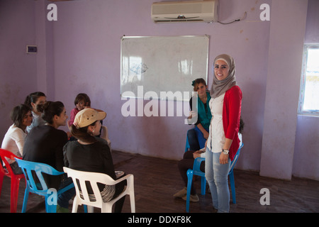 Domuz, Duhok Provinz - Nordirak (Irakisch-Kurdistan) - domuz Flüchtlinge Camp Bildung durch das Gouvernement enmity bereitgestellt wird Stockfoto