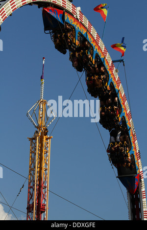 Fire Ball Carnival Ride. Stockfoto