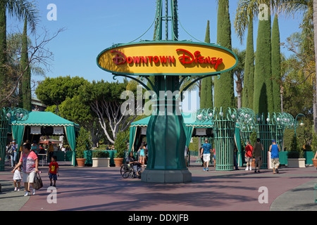 Downtown Disney Zeichen, Disneyland Resort, Anaheim, Kalifornien Stockfoto