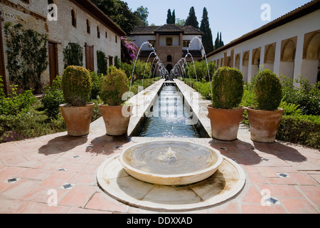 Das Gericht den Wasserkanal, der Palacio de Generalife, Alhambra, Granada, Spanien, 2007. Künstler: Samuel Magál Stockfoto