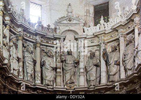 Altar, alte Kathedrale Sé Velha, Coimbra, Centro Region, Portugal Stockfoto