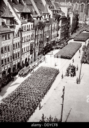 Der Führer unter den Gruß, Deutschland, 1936. Künstler: unbekannt Stockfoto